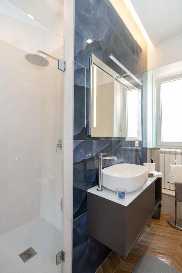 Colosseo Luxe Apartment In The Center Of Ρώμη Εξωτερικό φωτογραφία