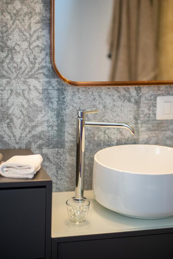 Colosseo Luxe Apartment In The Center Of Ρώμη Εξωτερικό φωτογραφία