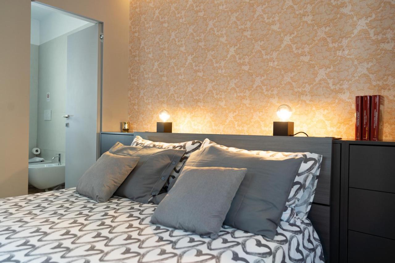 Colosseo Luxe Apartment In The Center Of Ρώμη Εξωτερικό φωτογραφία