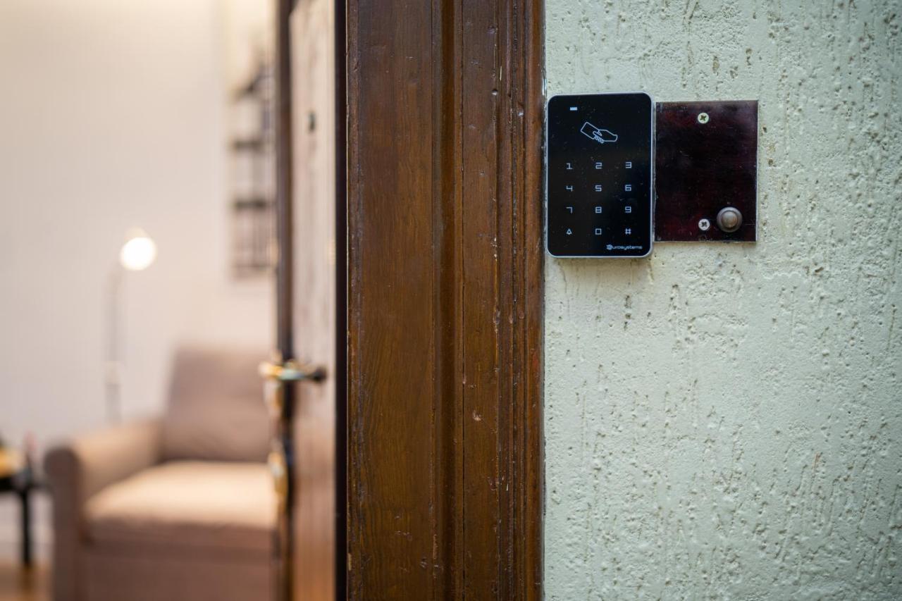 Colosseo Luxe Apartment In The Center Of Ρώμη Εξωτερικό φωτογραφία