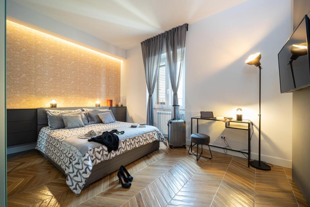 Colosseo Luxe Apartment In The Center Of Ρώμη Εξωτερικό φωτογραφία
